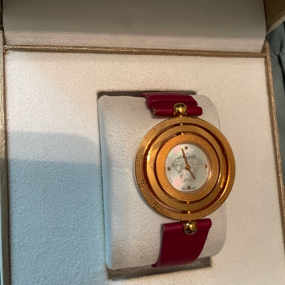 Versace Pink Leather Band Women’s Watch - Picture 9 of 11